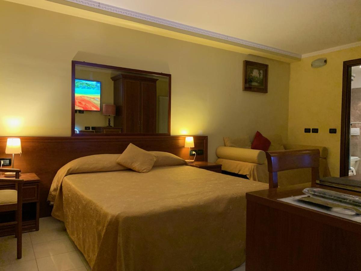 Actor Hotel Cenova Dış mekan fotoğraf
