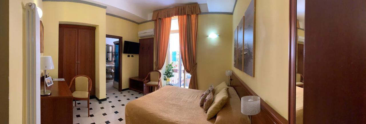 Actor Hotel Cenova Dış mekan fotoğraf
