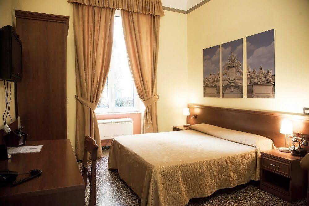 Actor Hotel Cenova Dış mekan fotoğraf