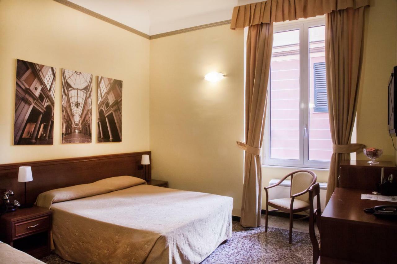 Actor Hotel Cenova Dış mekan fotoğraf